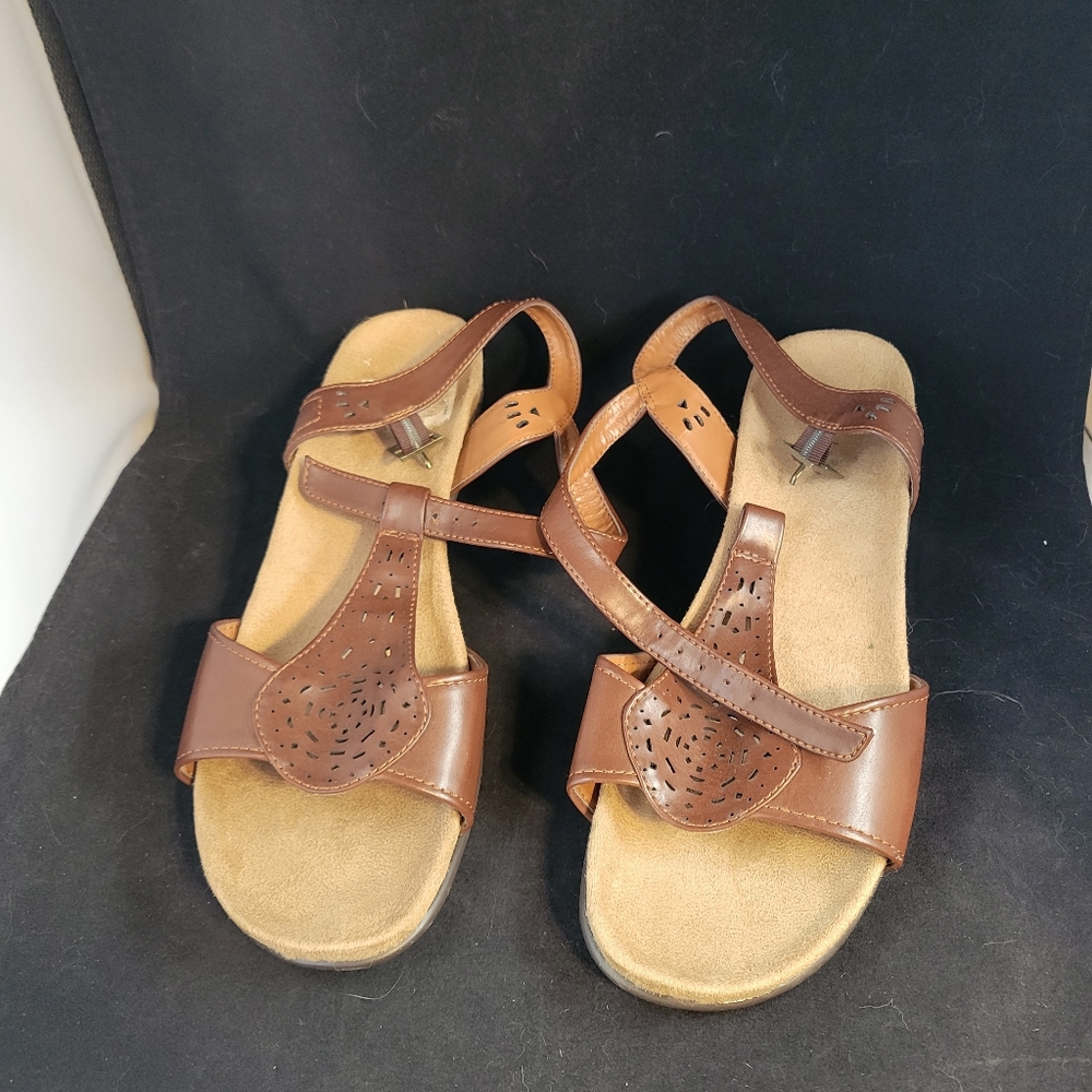 Nicole sandals womens size 10 used, good condition